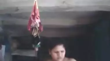 desi ruby bhabhi stripping saree playing with melons