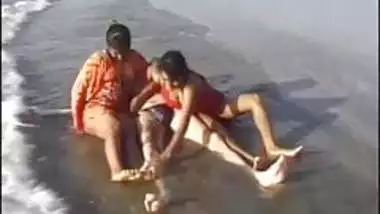Gujarati Papa End Deti Sex Videos - Gujarati Papa End Deti Sex Videos hot indians at Bigindiansex.mobi