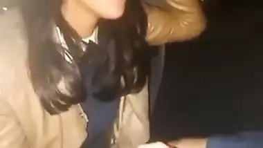 CAR MA Blowjob MUH MA NIKLA MAL