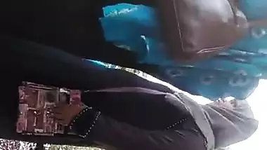 desi burqa gaand standing 