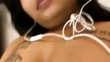 Milf removes her milk and fingers in Tamil video call sex