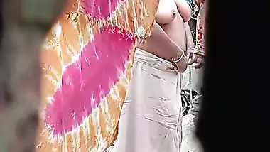 Mature neighbor MILF mom outdoor bath and wearing dress