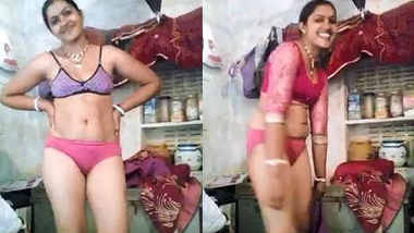 Seema Bhabhi In Panty Nude For Sex