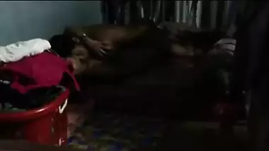 Would love to see her pussy, ass and thighs