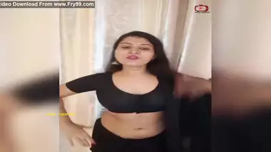 Tamil Model Kommal Nude hot indians at Bigindiansex.mobi