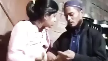 Indian Muslim cousins foreplay sex at home MMS