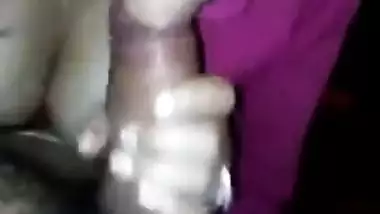 Sexy desi girl sucking cock deepthroat