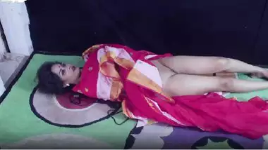 Nagalu Sex Video Com - Sexy Indian Milf Amisha Saree Strip And Fingering xxx desi porn video
