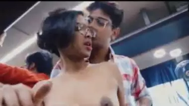 21 Years Old Indian School Girl Sex In Bus xxx desi porn video