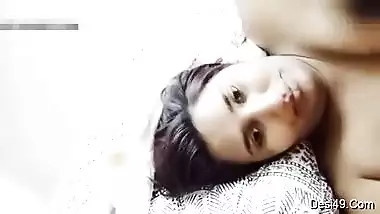 Pretty Desi female wakes up with the idea of filming XXX video
